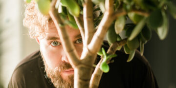 ນັກທຸລະກິດນັກຊອກຮູ້