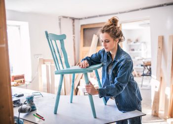 ເຝິກຄົນມາໃຊ້ງານ