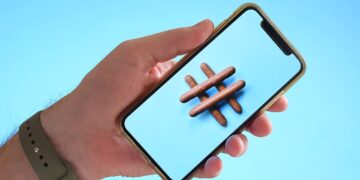 ເປັນເຈົ້າຂອງສື່ໂຄສະນາ